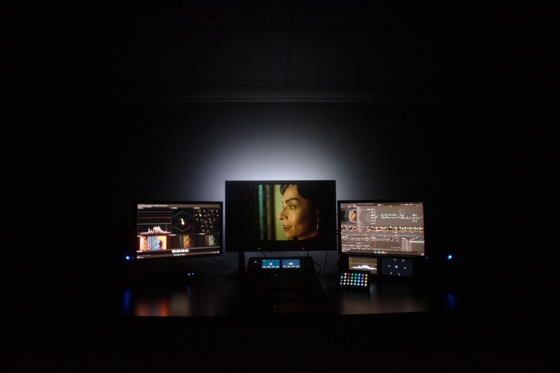 Chisco Arce's grading suite with DaVinci Resolve, a Flanders Scientific XMP310 reference monitor and Nobe OmniScope